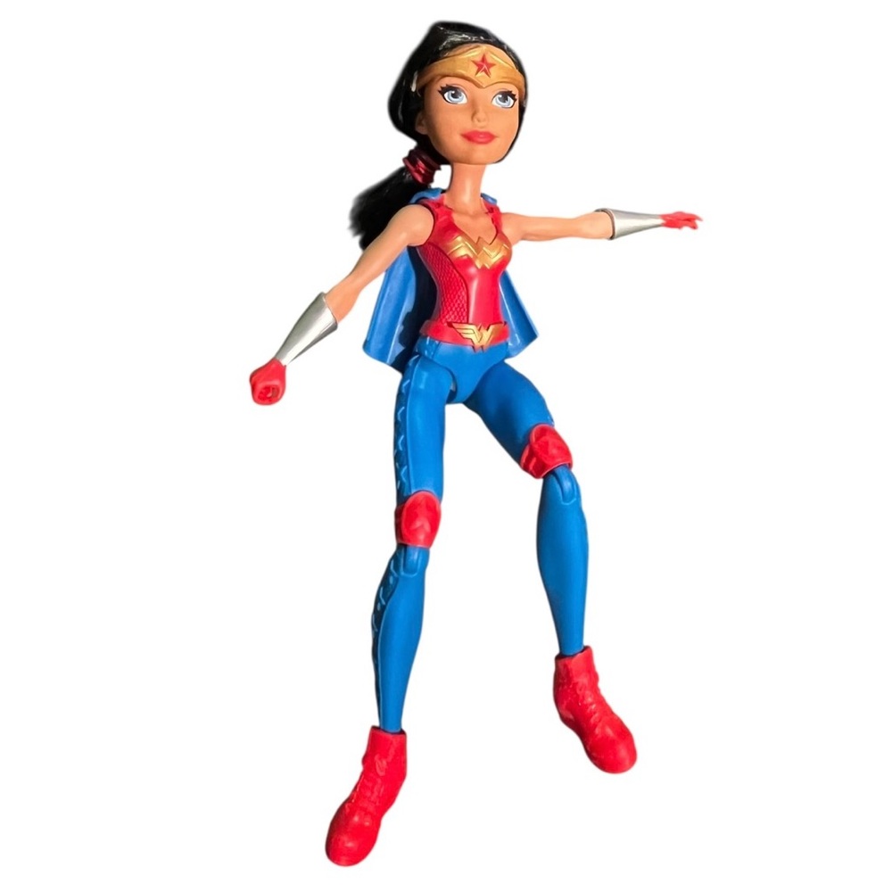 Wonder Woman action figure 2015 Mattel DC Super Hero 12” tall cape arm guards.